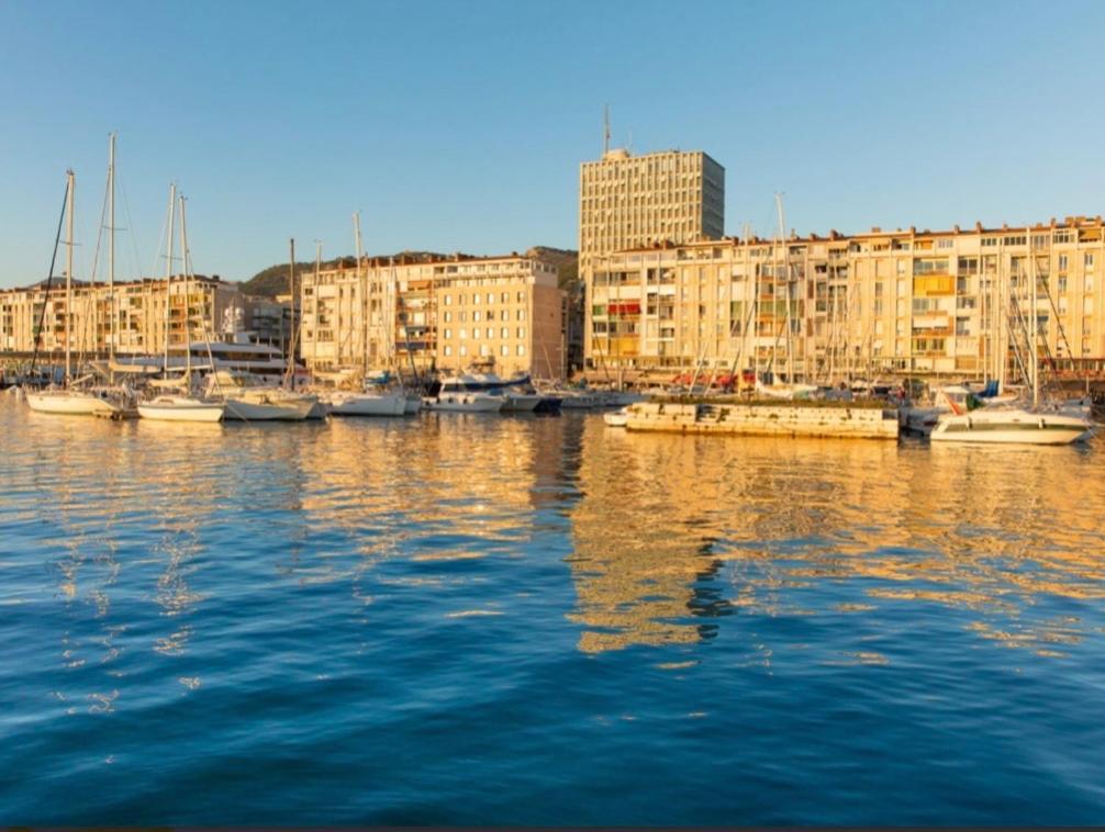 « Sahara » Deco Desert, Coeur De Ville De Toulon Exterior foto